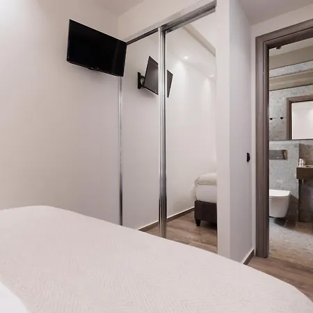 The Summit Escape Aparthotel Achílleion