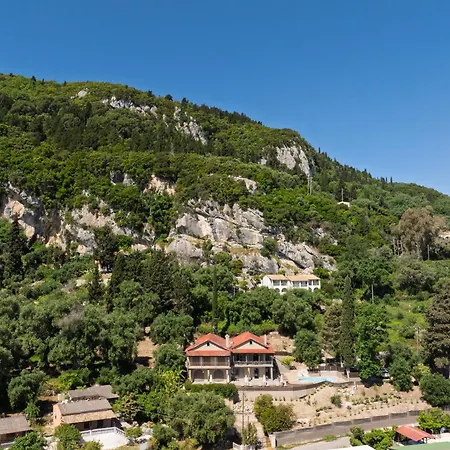 The Summit Escape 4* Achílleion