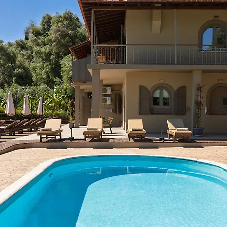 The Summit Escape 公寓式酒店 Achílleion