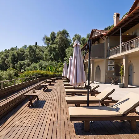Апарт-отель The Summit Escape Achilleion