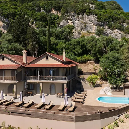 Апарт-отель The Summit Escape Achilleion