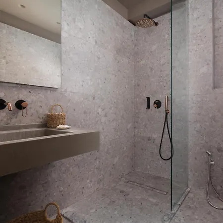 The Summit Escape 4*