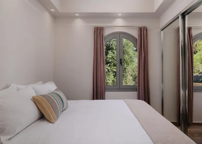 The Summit Escape Aparthotel 4*
